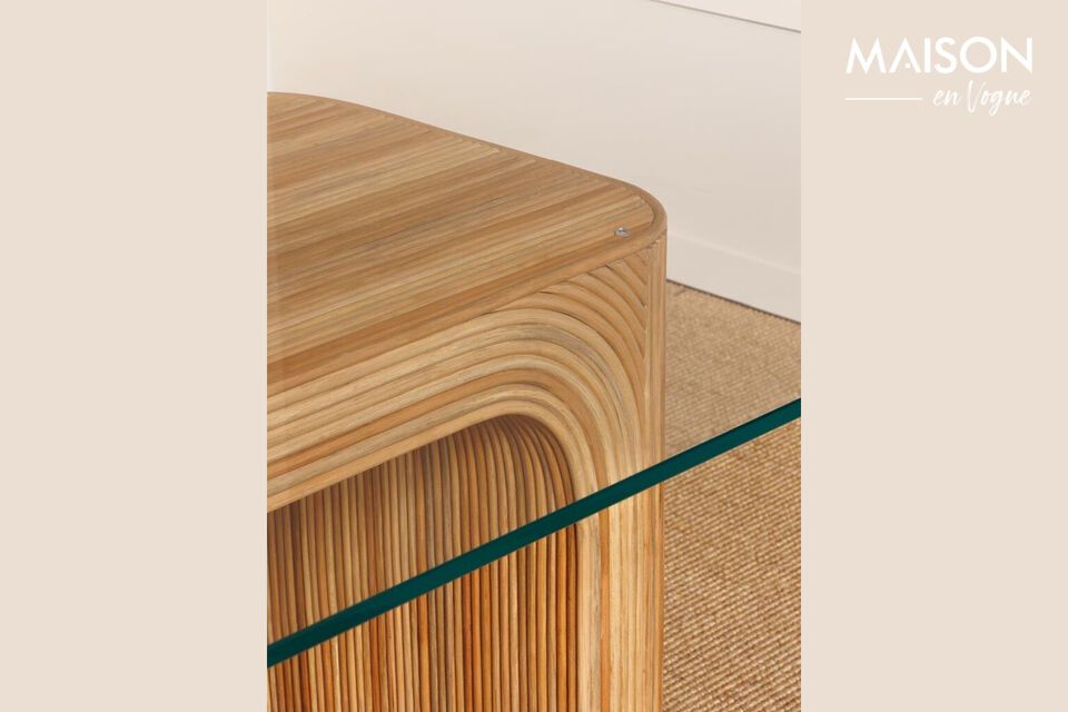 Ontdek de tijdloze elegantie en functionaliteit die onze Light Wood eettafel kenmerken