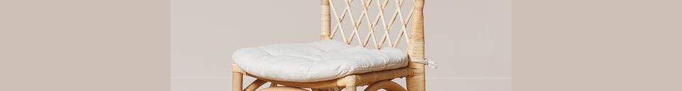 Benadrukte materialen Croisillons beige rotan stoel