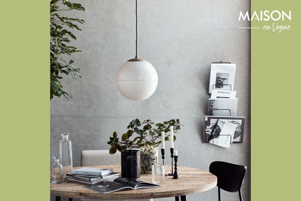 Elegante hanglamp, ideaal voor elke kamer.