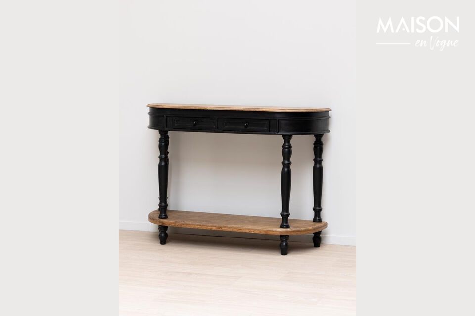 Elegante, robuuste console geschikt voor elk interieur.