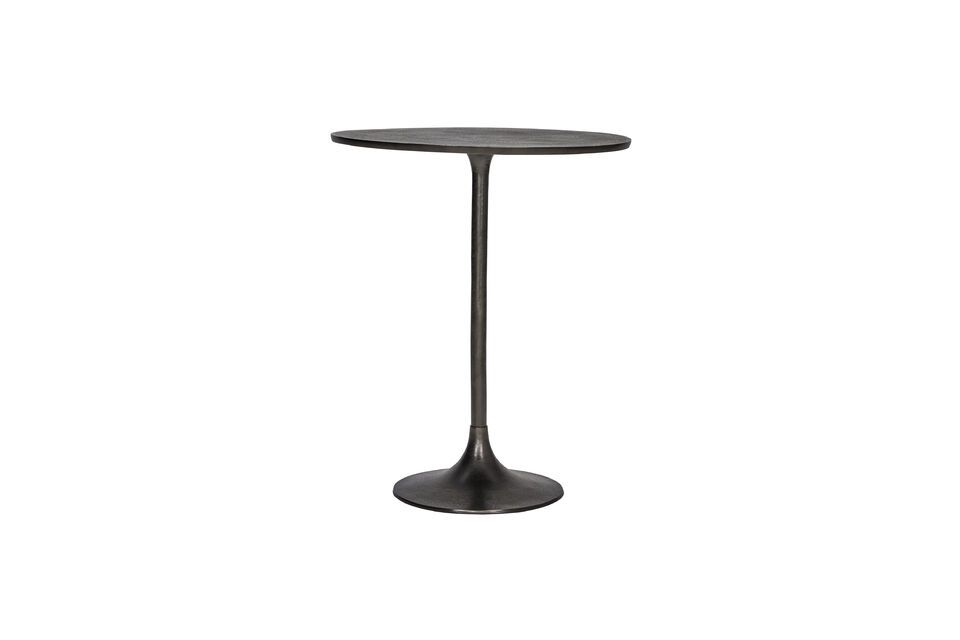 Ontdek de Pan aluminium eettafel, met zijn minimalistische elegantie en strakke stijl voor thuis