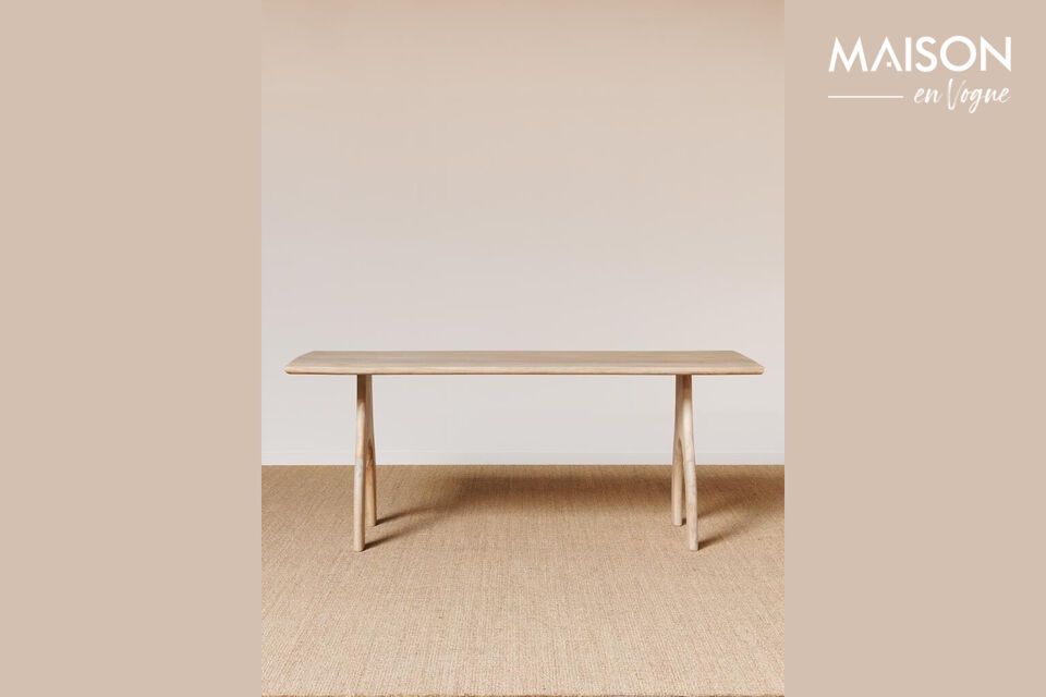 Deze tafel is ontworpen om comfortabel plaats te bieden aan je familie en vrienden en is 190 cm