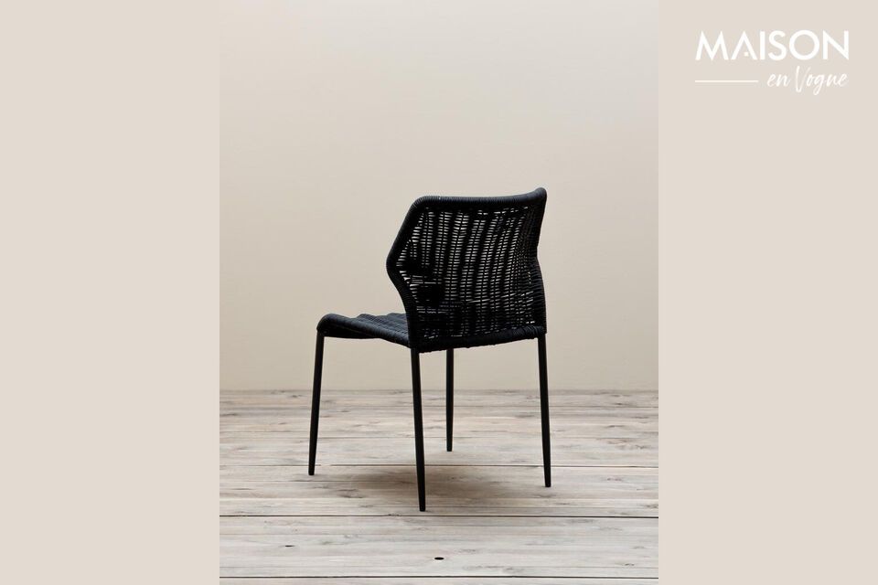 Geef je ruimte een functionele en stijlvolle toevoeging met onze Triana Black Metal Chair