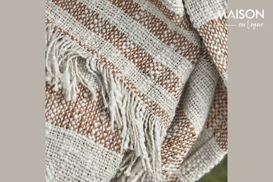 Herontdek comfort en warmte met de Fold Brown Cotton Throw van House Doctor